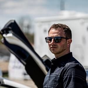 Meet your Posher, Bradley